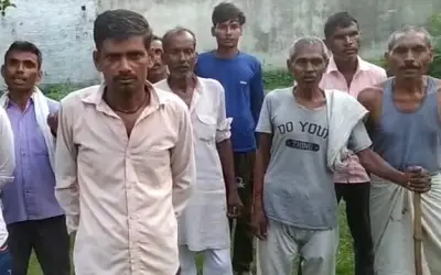 गैर कानूनी तरीके से सामूहिक नमाज पढ़ने पर 26 के खिलाफ मुकदमा दर्ज - गरमाई सियासत