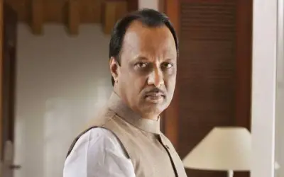 बिना बधाई दिए एनसीपी की मीटिंग से बाहर निकले अजित पवार