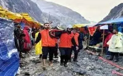अमरनाथ यात्रा के दौरान मरने वालों की संख्या 15 तक पहुंची