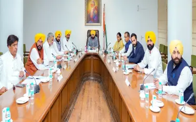 पंजाब में भगवंत मान सरकार के मंत्रिमंडल का हुआ गठन, 10 विधायकों ने ली शपथ