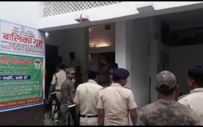 दिल्ली में लगी आग, एक की मौत
