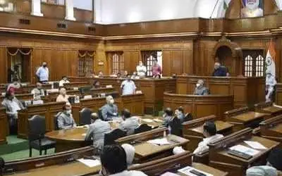 दिल्ली के विधायकों की सैलरी अब होगी 90 हज़ार