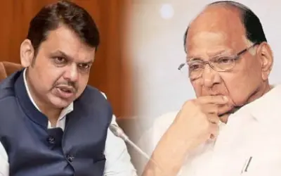 शरद पवार ने 2019 में सरकार बनाने को लेकर खेला दोहरा खेल - फडणवीस