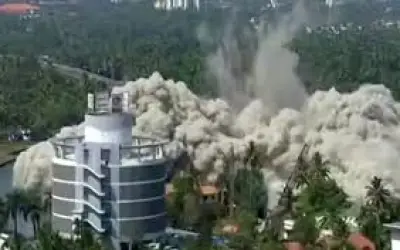 विस्फोट से गिराई गई केरल में ईमारत