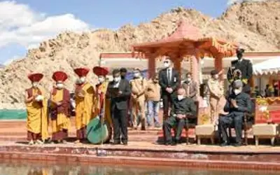 राष्ट्रपति कोविंद ने की सिंधु दर्शन पूजा