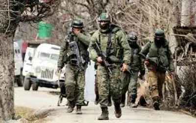 पुलवामा मुठभेड़में एक जवान शहीद, दो आतंकी ढेर