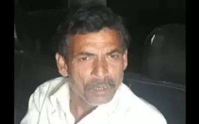 मोबाइल चोरी के शक में पिता ने दो बेटियों की गोली मारकर हत्या की