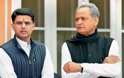 अशोक गहलोत और सचिन पायलट खुलकर तू-तू-मैं-मैं