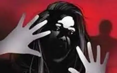 झारखंड में जूते पर थूककर महिला से चटवाया