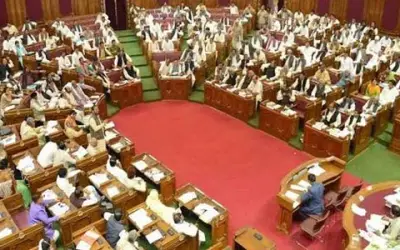 संसद के मॉनसून सत्र में प्रश्नकाल के हटने से विपक्ष हुआ उग्र