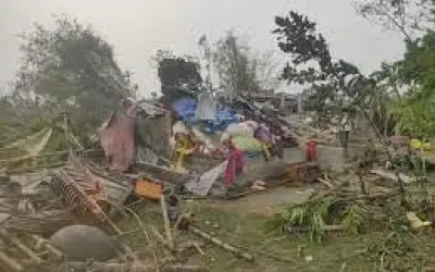 चक्रवाती तूफान से पश्चिम बंगाल में पांच की मौत