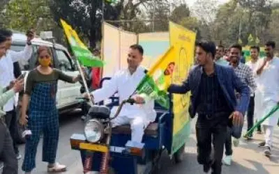 लालू प्रसाद यादव की रिहाई के लिए तेज प्रताप यादव ने निकाली 'न्याय यात्रा'