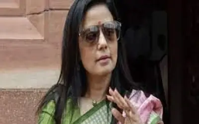 एथिक्स पैनल ने की महुआ मोइत्रा की सांसदी खत्म करने की सिफारिश