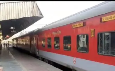 एक जून से चलनेवाली रेलवे के लिए आज से ऑनलाइन बुकिंग शुरू
