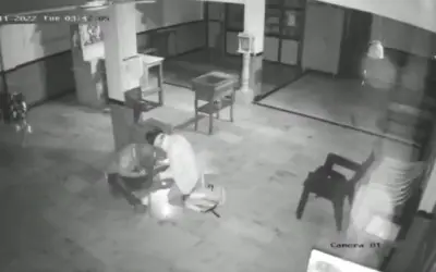 जैन मंदिर में चोरी, 2 चोर गिरफ्तार