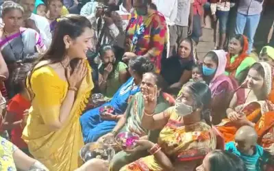BMC चुनाव की राह हल्दी कुमकुम कार्यक्रम से, राजनीतिक पार्टियां आयोजित कर रही हैं कार्यक्रम