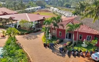 लोनावला न्यूड डांस पार्टी से हुए 53 लोग गिरफ्तार