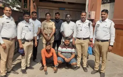 उत्तर प्रदेश के शातिर चोरों को पुणे ट्रैफिक पुलिस ने दबोचा